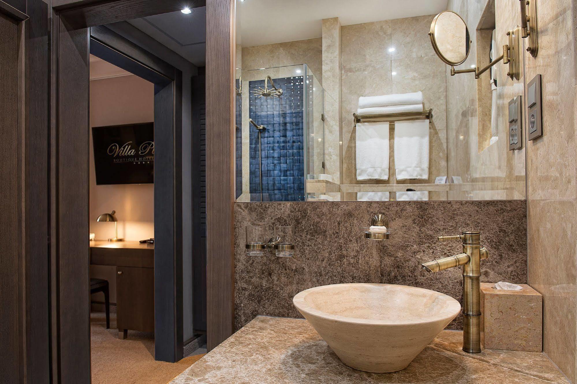 Villa Plaza Boutique Hotel&Spa Prešov Extérieur photo