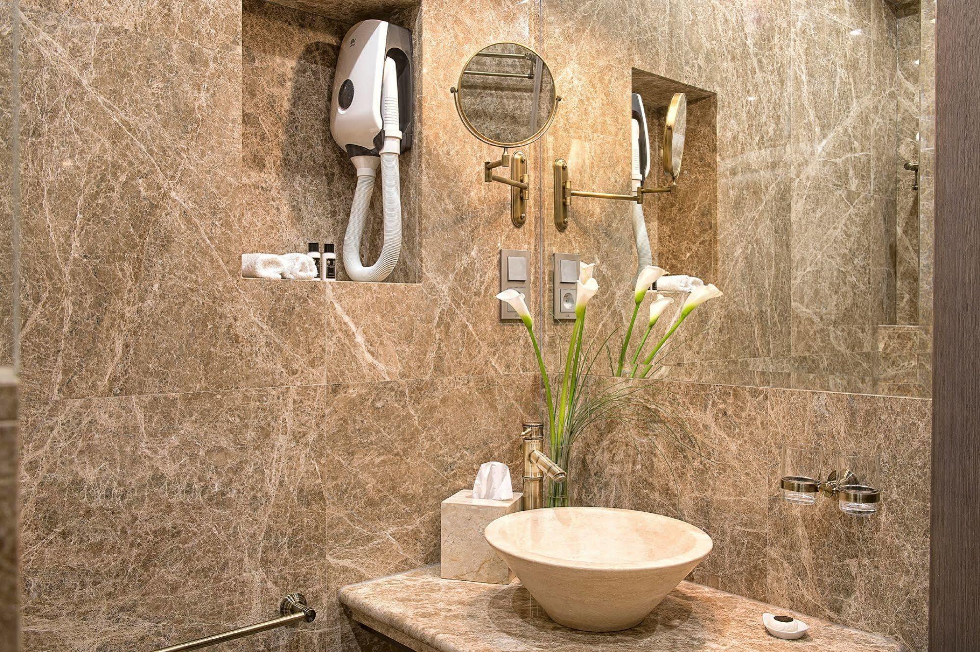 Villa Plaza Boutique Hotel&Spa Prešov Extérieur photo